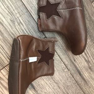 Robeez leather star cowboy boots